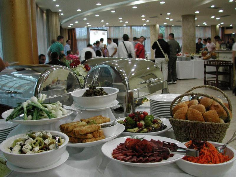 Hotel Turist คราลเยโว ภายนอก รูปภาพ