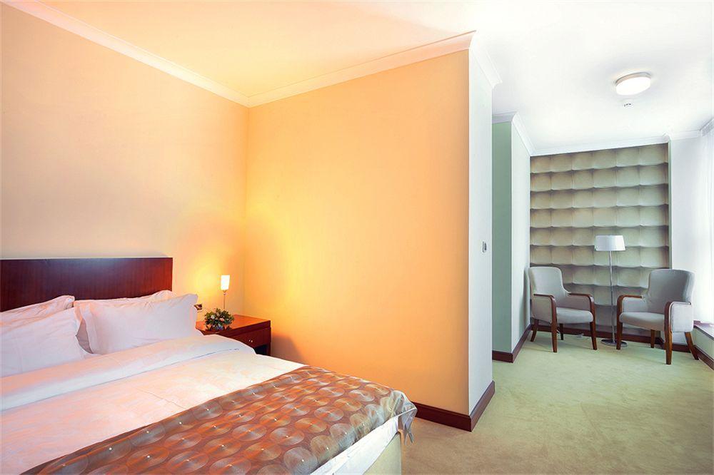 Hotel Turist คราลเยโว ห้อง รูปภาพ