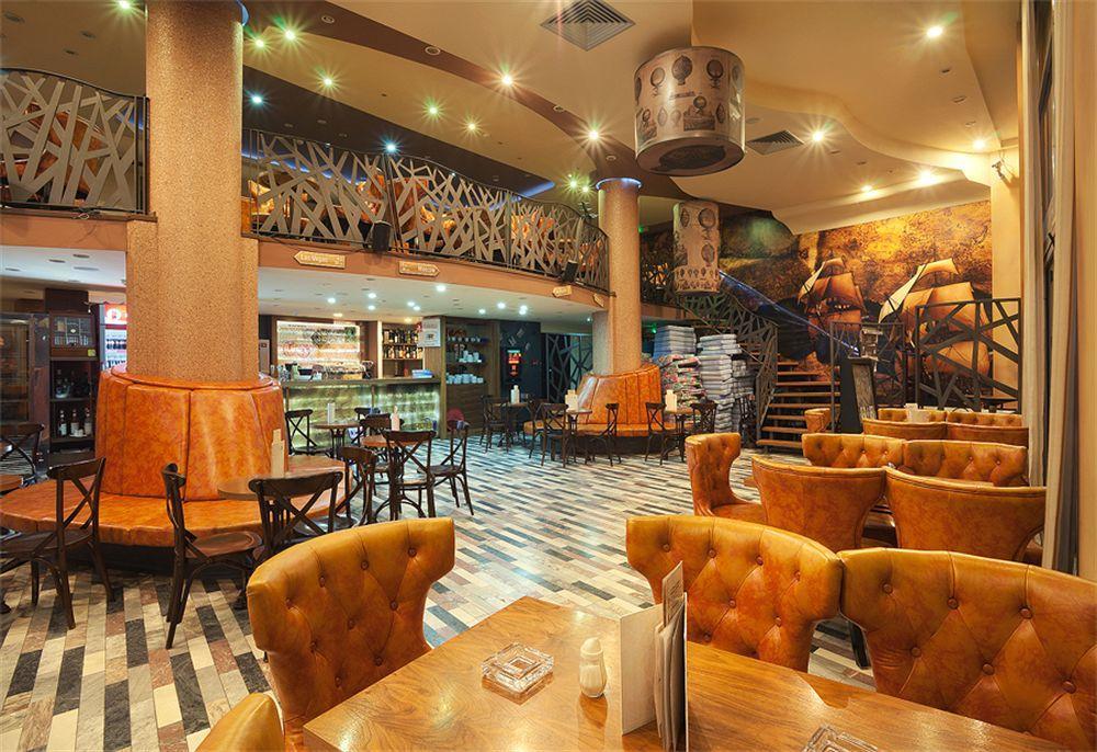 Hotel Turist คราลเยโว ร้านอาหาร รูปภาพ