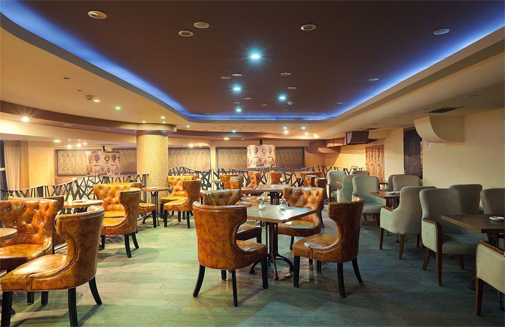 Hotel Turist คราลเยโว ร้านอาหาร รูปภาพ